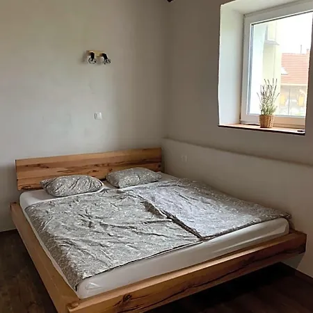 Unique Wooden Отель